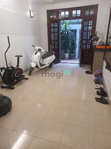 Nhà phố Hoàng Hoa Thám, Ba Đình 55m² giá 14.3 tỷ - Đầy đủ nội thất, chỉ việc ở ngay!