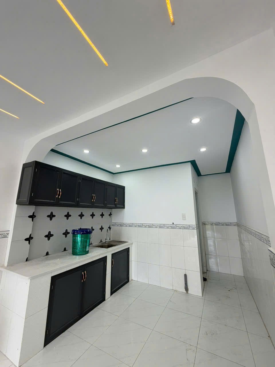 Nhà mới xây xã Mỹ Hạnh Nam 50m² giá 780 triệu - Gần chợ Đình, cách cầu lớn Hóc Môn 2km!