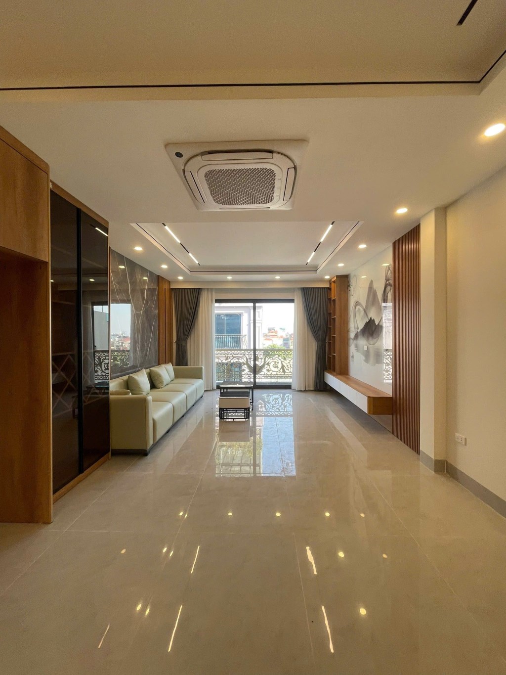 Nhà Nguyễn Thời Trung 58m² giá 19.5 tỷ - Full nội thất, thang máy, 2 ô tô tránh!
