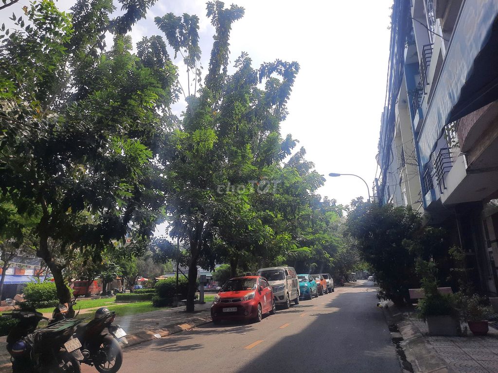 Nhà 3.5 tấm đường số 33 KDC Bình Phú, P11 Quận 6 - 8.5 tỷ - Chính chủ bán gấp!