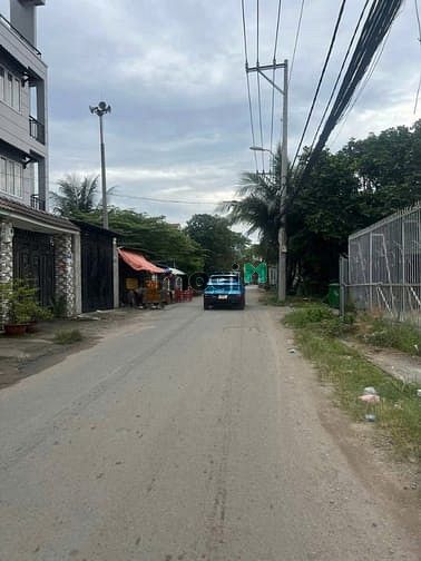 Nhà mặt tiền Thạnh Xuân 43, 236m² giá 12 triệu - Thích hợp cho gia đình hoặc kinh doanh!