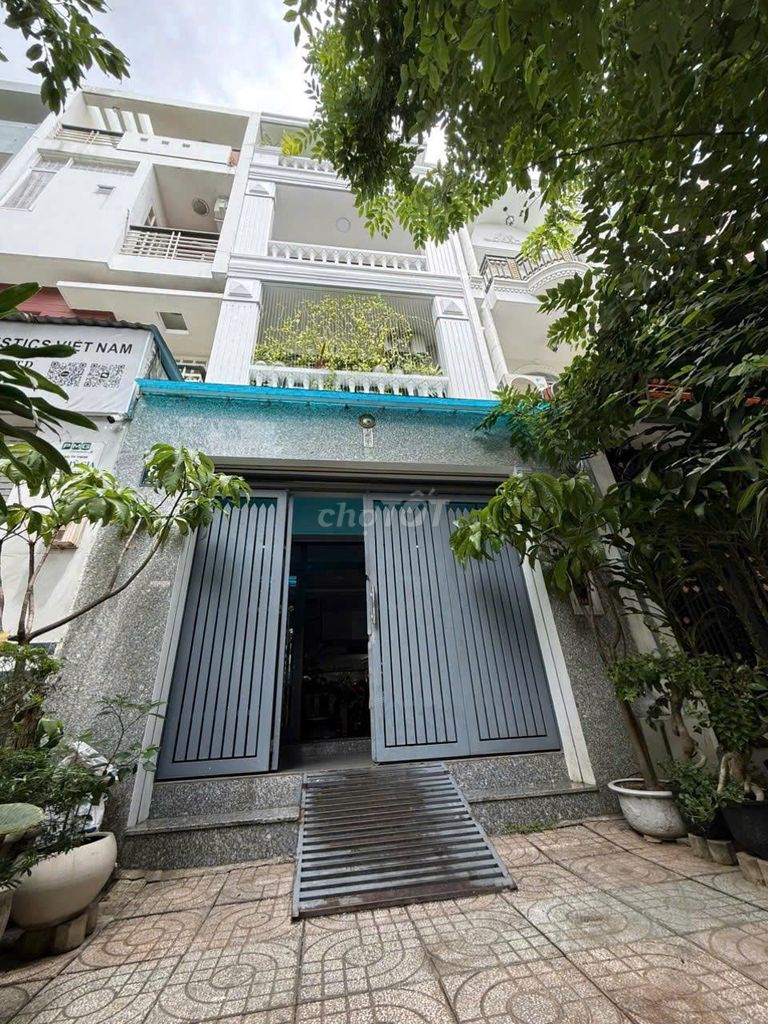 Nhà phố 4x18m quận 7 giá 15.3 tỷ - Liền kề Lotte Mart, thuận tiện đi quận 1!