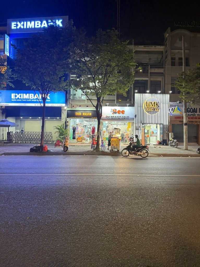 Nhà hẻm thông đường Phạm Hùng, Quận 8 - 116.2m² giá 12 tỷ - Đầu tư sinh lời!