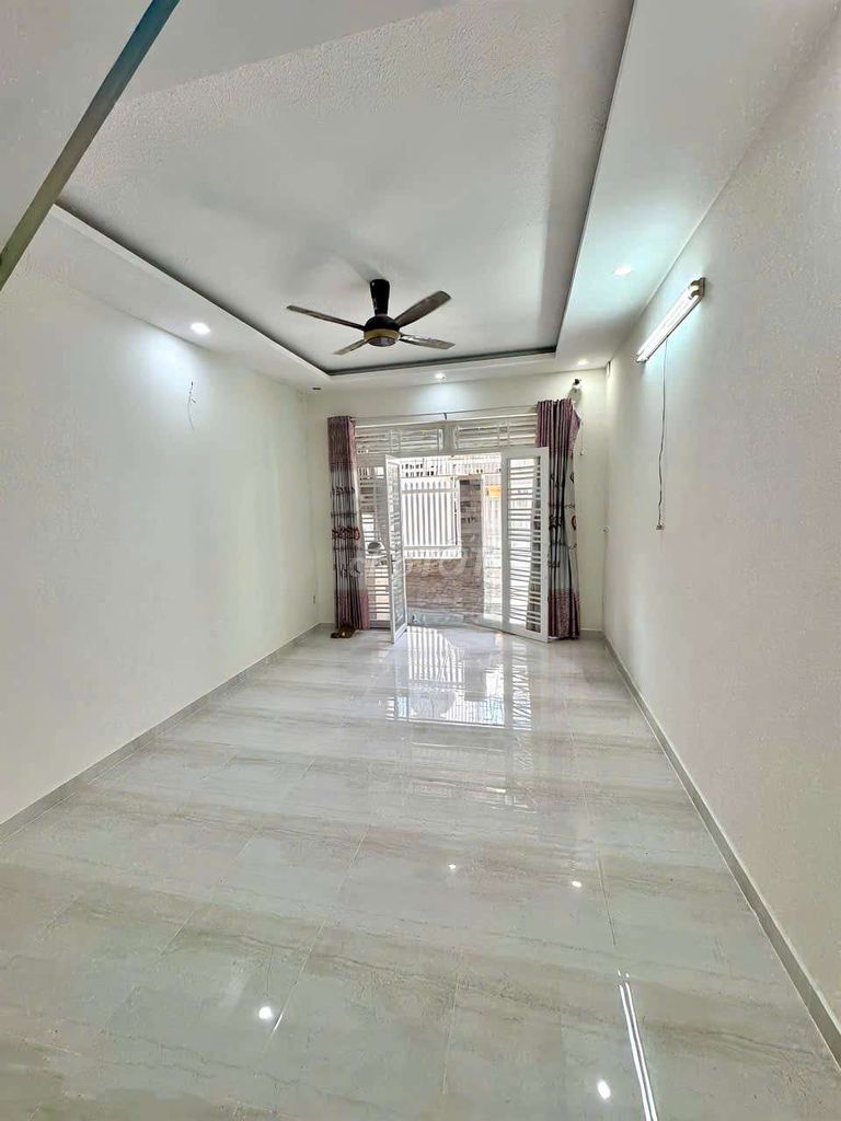 Nhà nguyên căn Đặng Văn Bi 80m² giá 14 triệu - Đầy đủ tiện nghi, an ninh tốt!