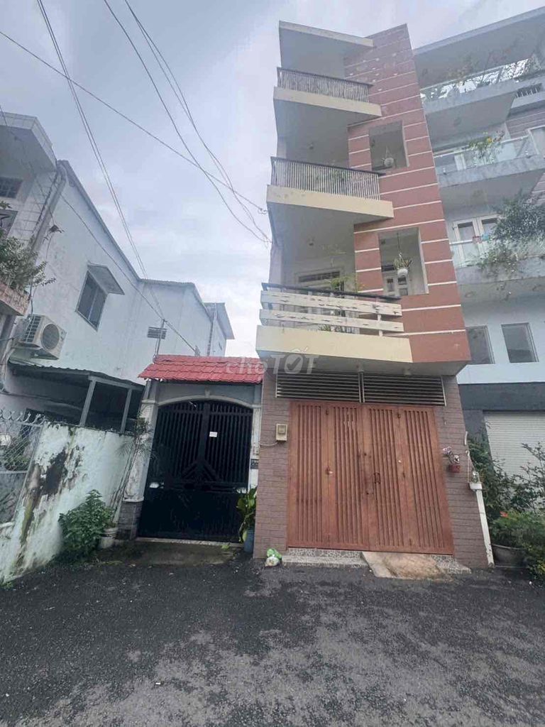 Nhà phố sân vườn Nguyễn Văn Đậu 90m² giá 8.7 tỷ - Ô tô vào tận nhà!