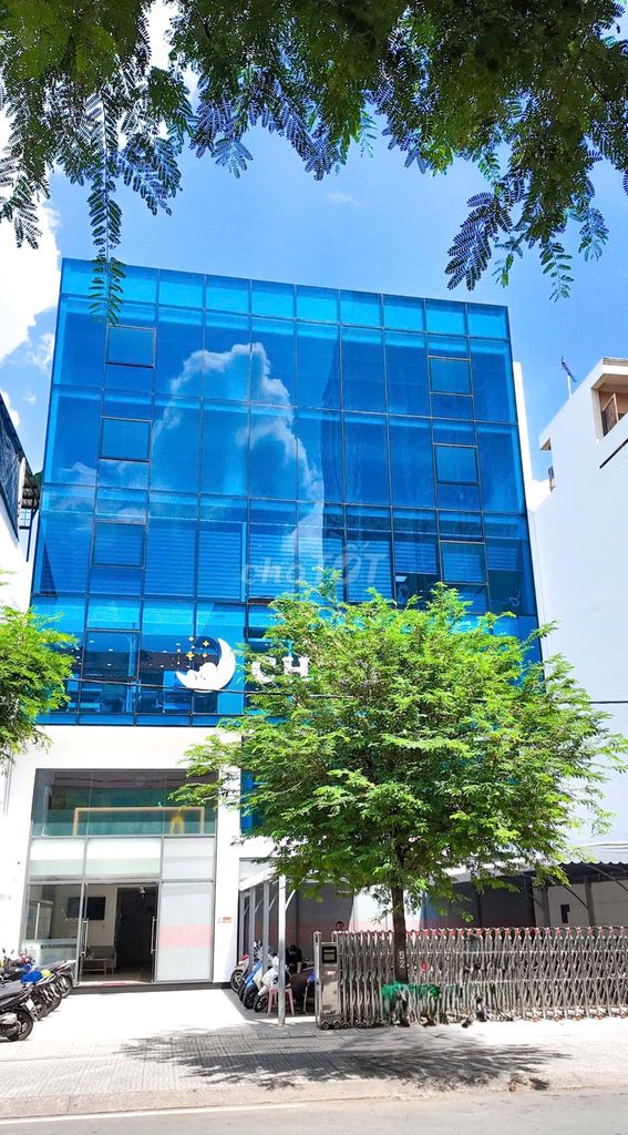 Nhà văn phòng cho thuê mặt tiền Nguyễn Văn Trỗi, Phú Nhuận 800m² - Khu vực sầm uất, tiện kinh doanh!