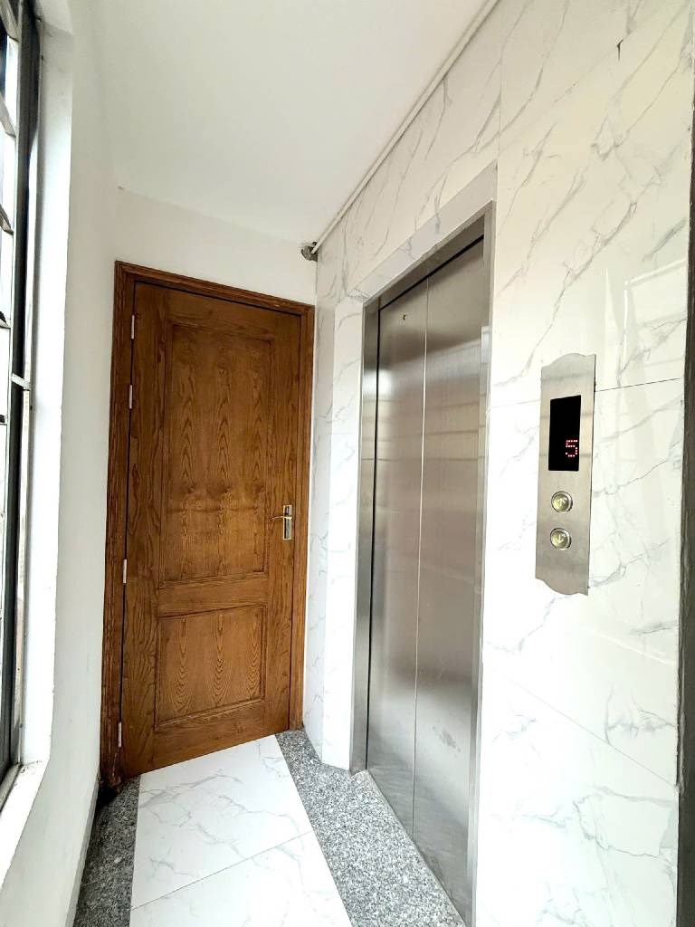 Nhà phố Kim Mã 50m² giá 11.9 tỷ - Căn hộ dịch vụ 13 phòng khép kín