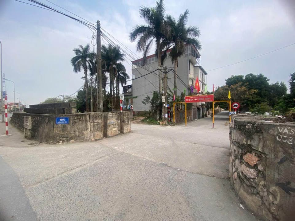 Đất thổ cư Đông Ngạc Bắc Từ Liêm 180m² giá 10 tỷ - Cơ hội đầu tư không thể bỏ lỡ!