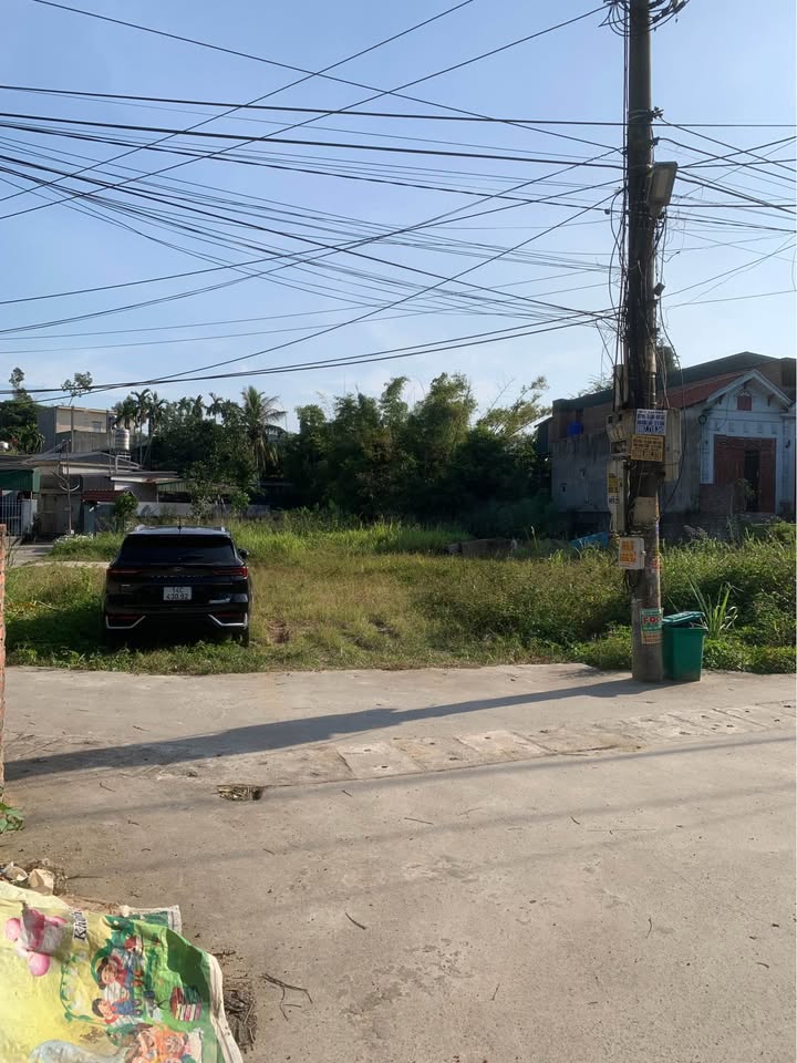 Đất nền Trưng Vương Uông Bí 98m² giá 900 triệu - Ngõ ô tô tận cửa