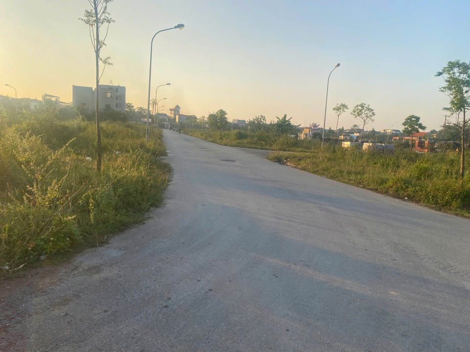 Đất đấu giá Đồng Mai 50m² giá 8.3 tỷ - Sổ đỏ chính chủ, vuông vắn!