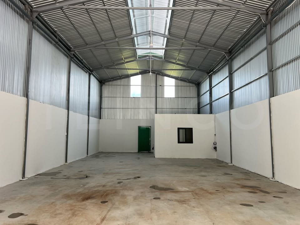 Cho thuê kho xưởng 225m² tại KDC Ngân Thuận, Bình Thủy, Cần Thơ - Giá chỉ 12 triệu/tháng!