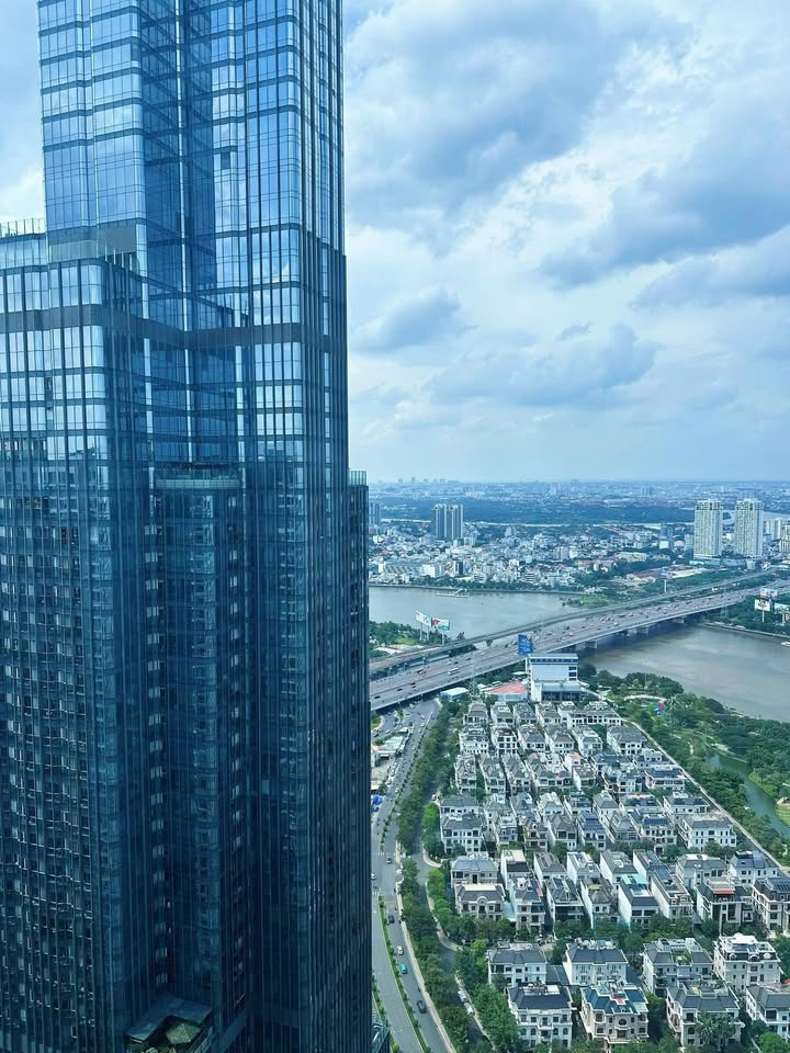 Căn hộ 2PN Vinhomes Central Park Bình Thạnh 72m² giá 10 tỷ - Sổ hồng chính chủ!