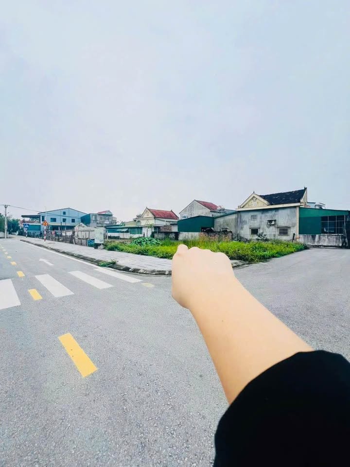 Đất nền lô góc đường Trung Mỹ, Hưng Đông 156m² giá chỉ 5 tỷ - Cơ hội đầu tư tuyệt vời!