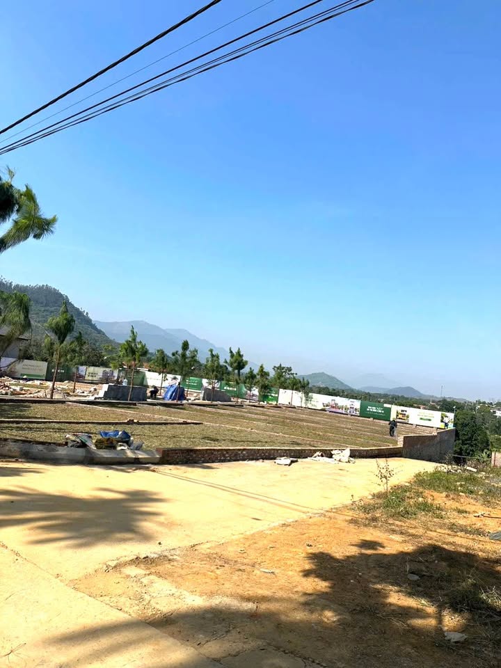 Đất thổ cư 100m² tại Phú Cát, Quốc Oai, Hà Nội - Giá chỉ 2 tỷ, sổ đỏ chính chủ!