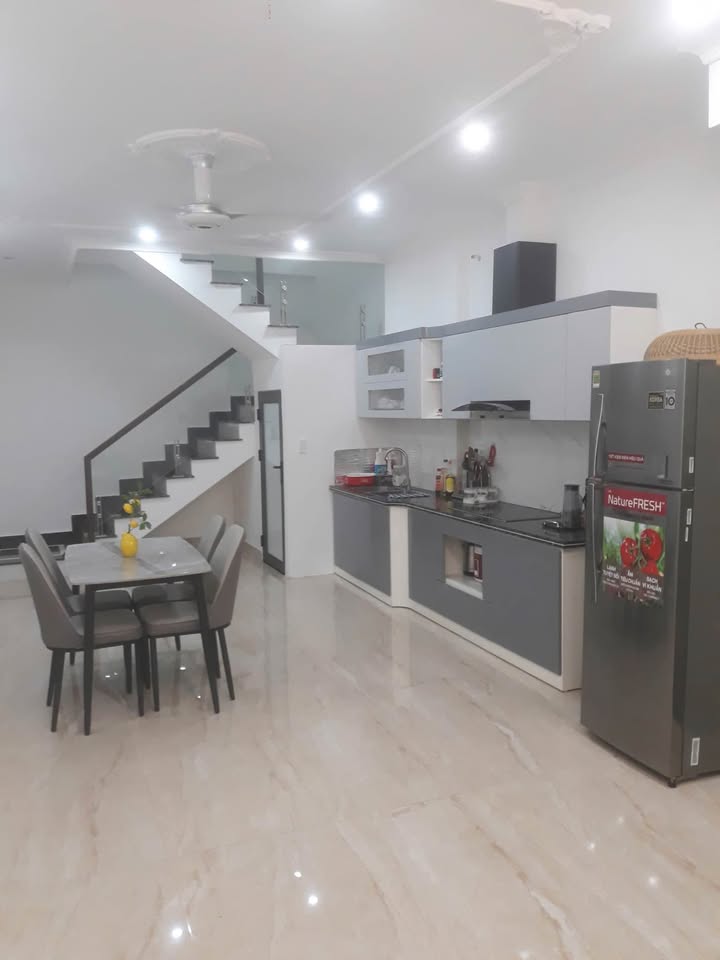 Nhà 4 Tầng Phường Lãm Hà 40m² giá 3.45 tỷ - Chính chủ, ngõ ô tô