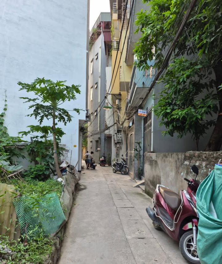 Đất nền Tứ Hiệp, Thanh Trì 34m² giá 5.05 tỷ - Sổ đỏ chính chủ, giao dịch ngay!