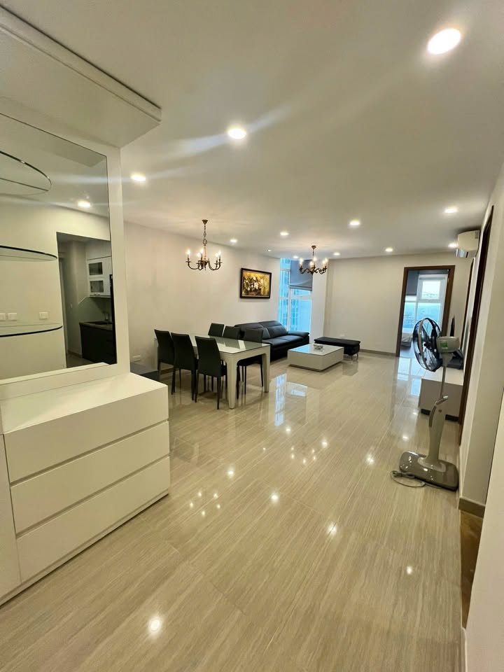 Căn hộ The Link Ciputra 106m² giá 11 tỷ - View thoáng, nội thất cao cấp!