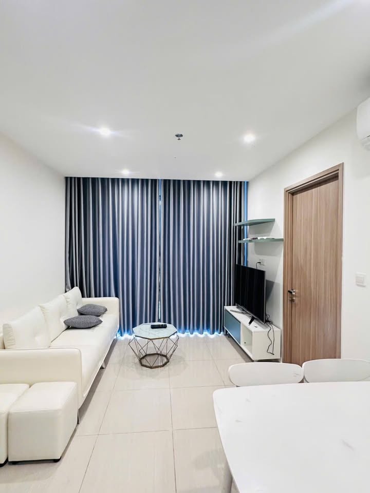 Căn hộ chung cư Vinhomes Grand Park quận 9 2PN giá 8.5 triệu - Full nội thất đẹp