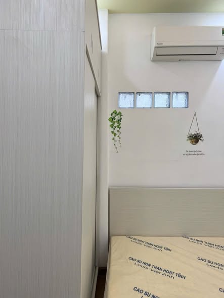 Nhà đẹp Quận 10 - Hẻm thông 3/2 - Diện tích 4m² giá chỉ 5.9 tỷ!