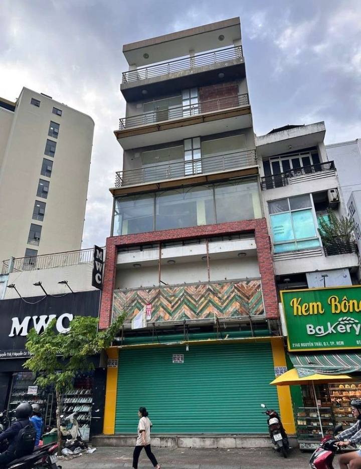 Cho thuê mặt tiền Nguyễn Trãi, Q1 - Diện tích 63m², Giá 100 triệu/tháng