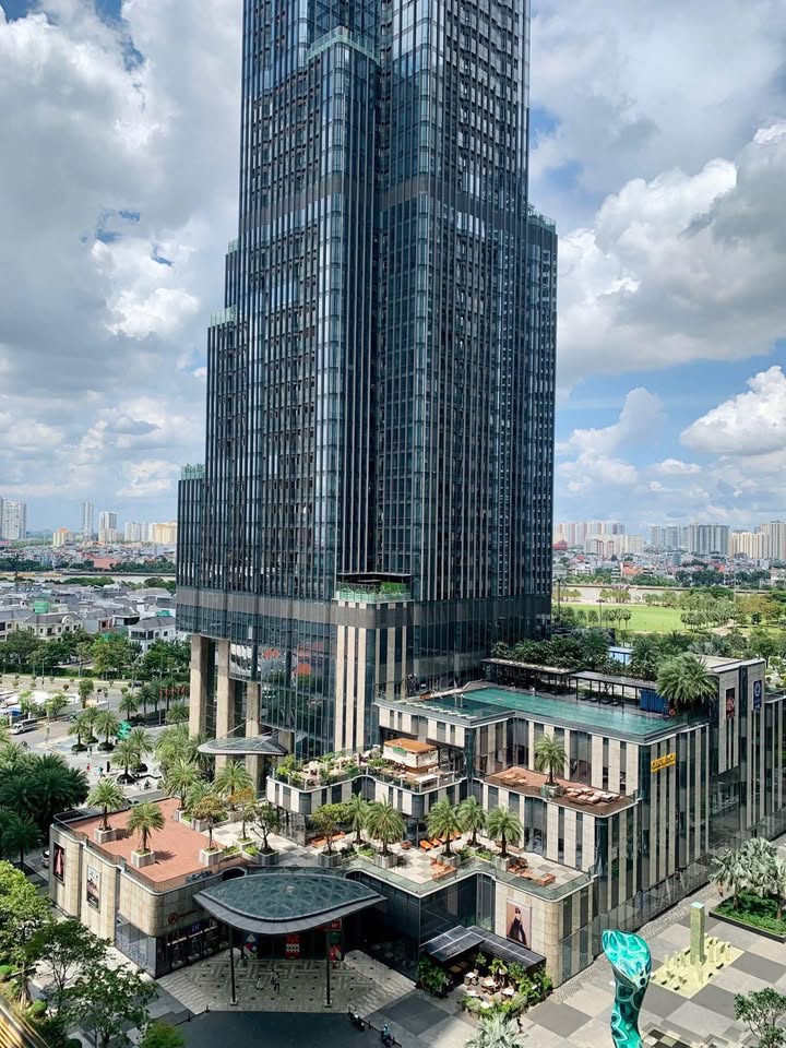 Căn hộ 1PN tại Vinhomes Central Park 52m² giá 6.8 tỷ - View Landmark 81 tuyệt đẹp!