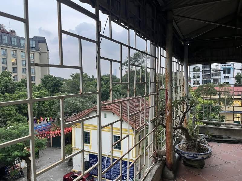 Nhà phố Phan Đình Phùng, Ba Đình, 35m² giá 19 tỷ - Không thể bỏ qua!