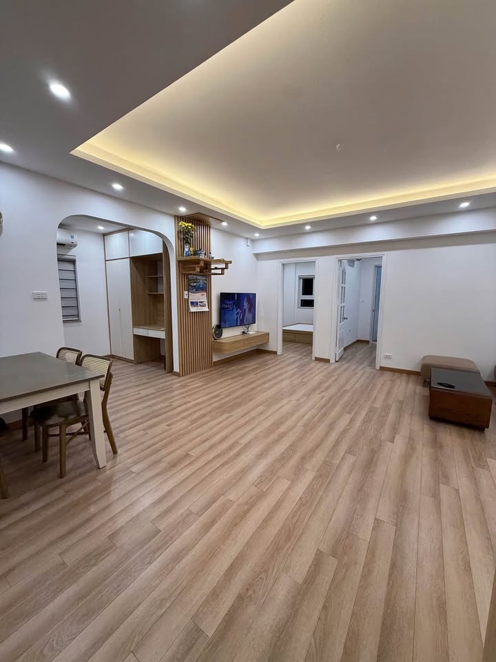 Chung cư 17T11 Nguyễn Thị Định, Cầu Giấy 96m² giá 9.3 tỷ - Nội thất đầy đủ, chỉ việc xách vali vào ở!