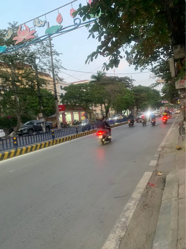 Nhà lô góc mặt đường Quang Trung Thái Bình 57m² - Kinh doanh đỉnh cao, giá tốt!