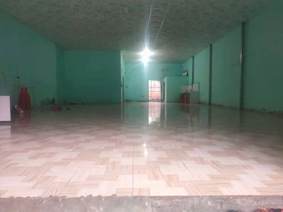 Đất Bến Cát 300m² giá 4.3 tỷ - Sổ đỏ chính chủ, mặt tiền DK12