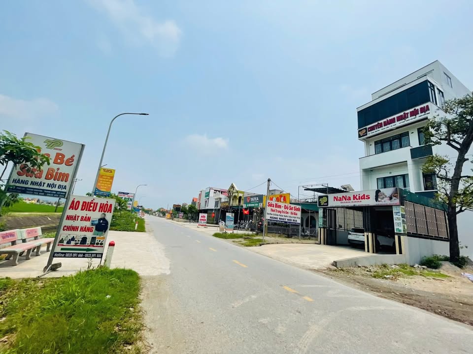 Nhà phố kinh doanh Cà Thanh, Thanh Liêm, 120m² giá 12 tỷ - Đầu tư sinh lời ngay!
