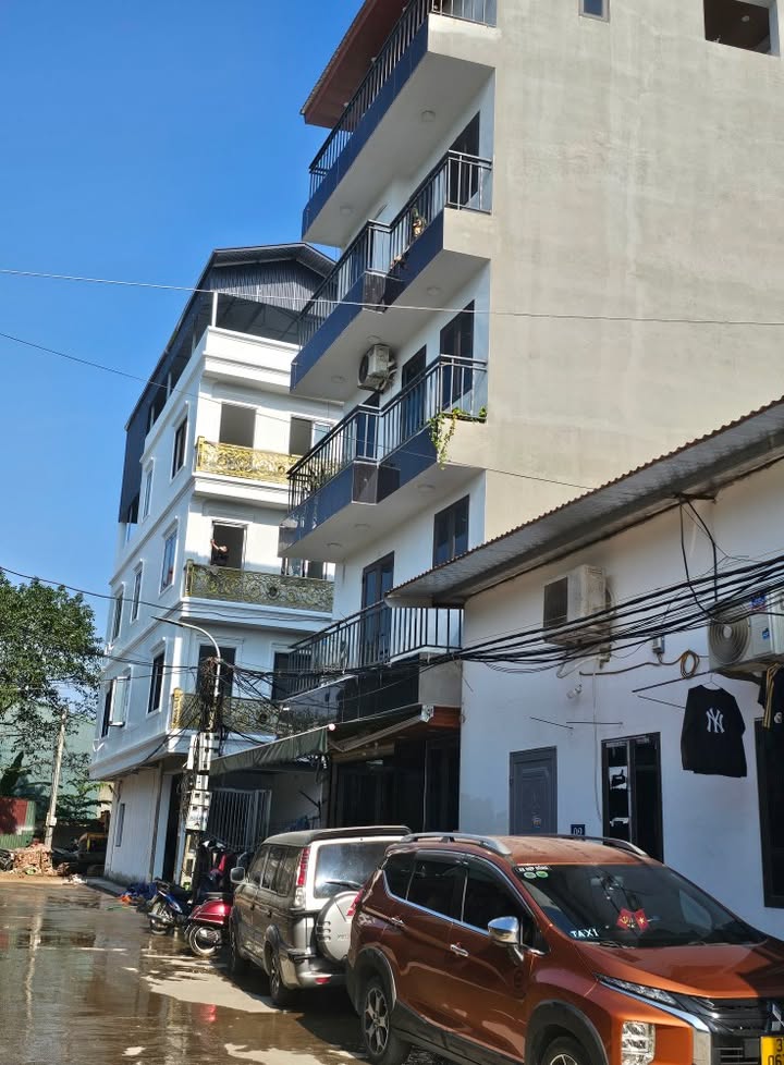 Nhà 5 tầng An Khánh 35m² giá 3.35 tỷ - Ô tô vào tận nhà!