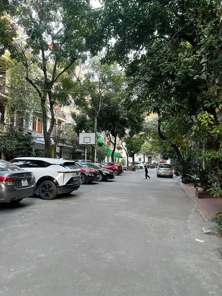 Nhà phố KĐT Đại Kim, Hoàng Mai 60m² giá 22.8 tỷ - Lô góc 3 mặt thoáng, đầu tư sinh lời!