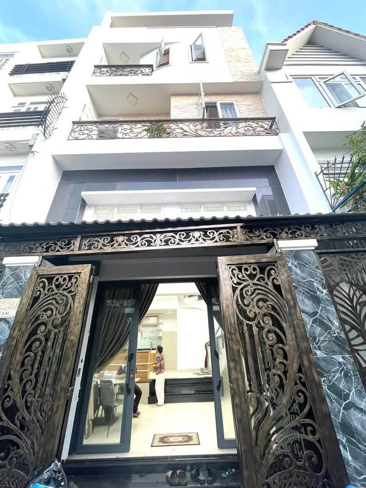 Bán nhà 1 trệt 3 lầu đường Lê Lai, Vũng Tàu 54m² giá 5.9 tỷ - Vị trí trung tâm gần biển!