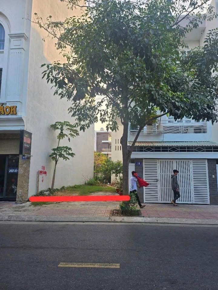 Đất thổ cư mặt tiền Nguyễn Thị Minh Khai 85m² giá 8,8 tỷ - Vị trí đắc địa tại Vũng Tàu!