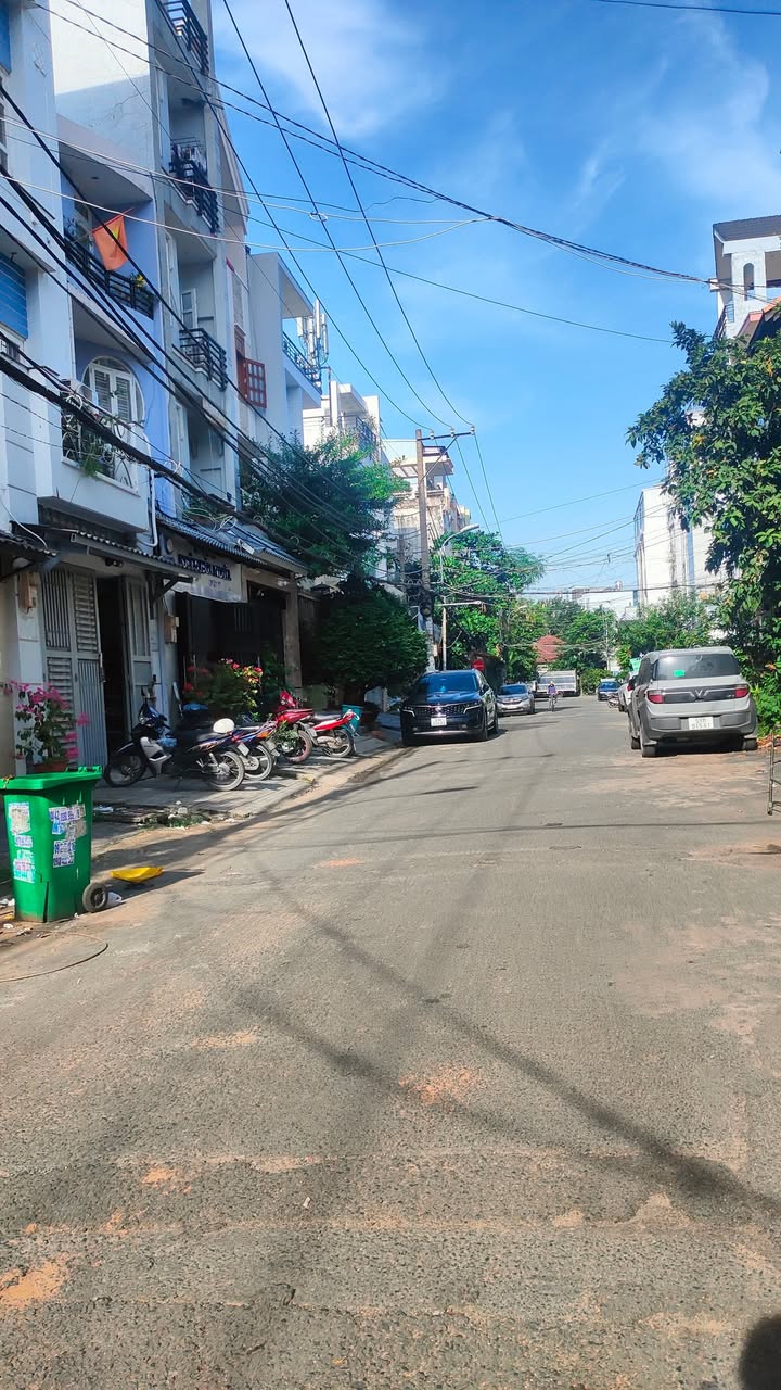 Nhà cho thuê đường Ung Văn Khiêm, Bình Thạnh 80m² - Phù hợp mở văn phòng, kinh doanh