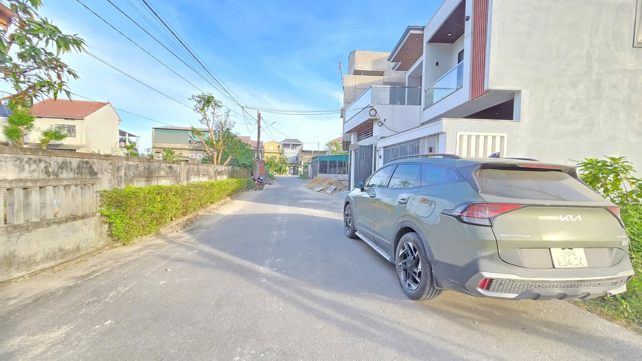 Đất Đoài Thịnh, Thạch Trung 181.6m² giá 4 tỷ - Vị trí trung tâm thuận lợi!