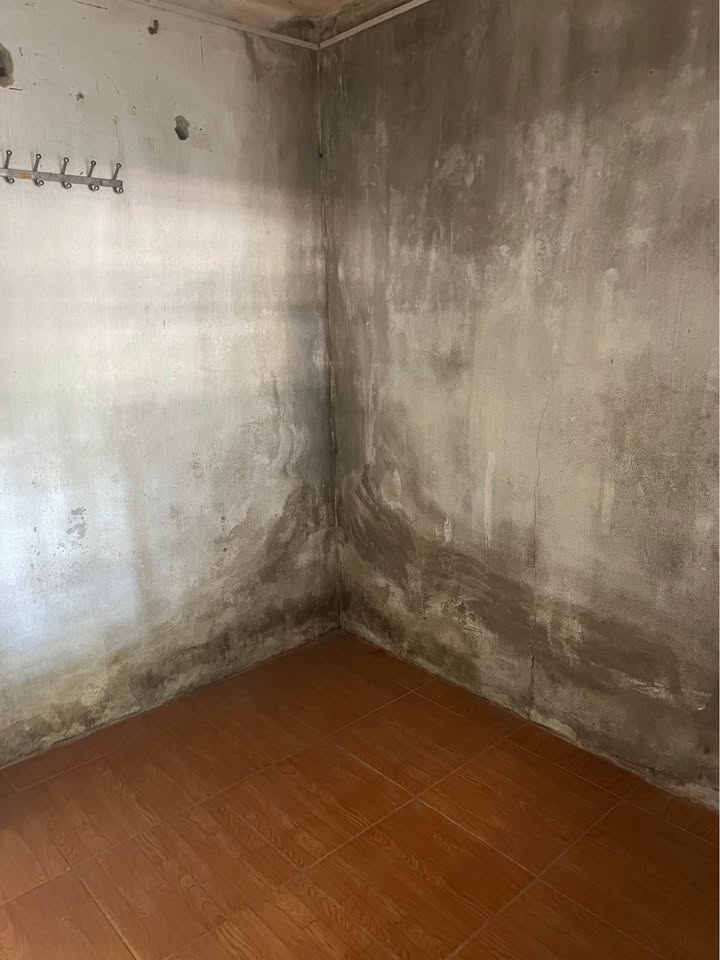 Nhà cấp 4 Tân Thành, Vụ Bản 43m² giá chỉ 300 triệu - Ô tô vào tận nơi!