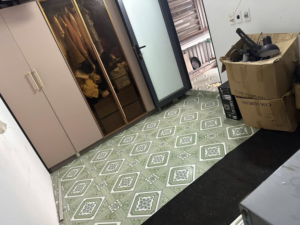 Nhà nguyên căn Hoàn Kiếm 25m² giá chỉ 7.5 triệu - Chính chủ cho thuê!