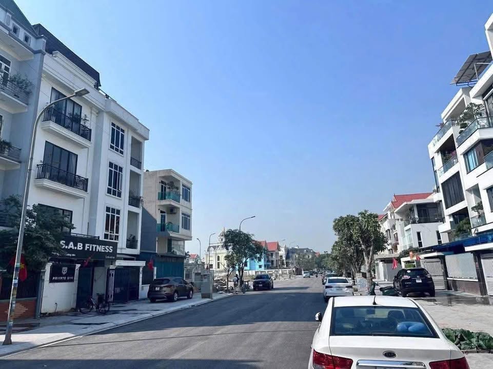 Đất nền Hạ Long 60m² giá 8 tỷ - Quay biển tuyệt đẹp!