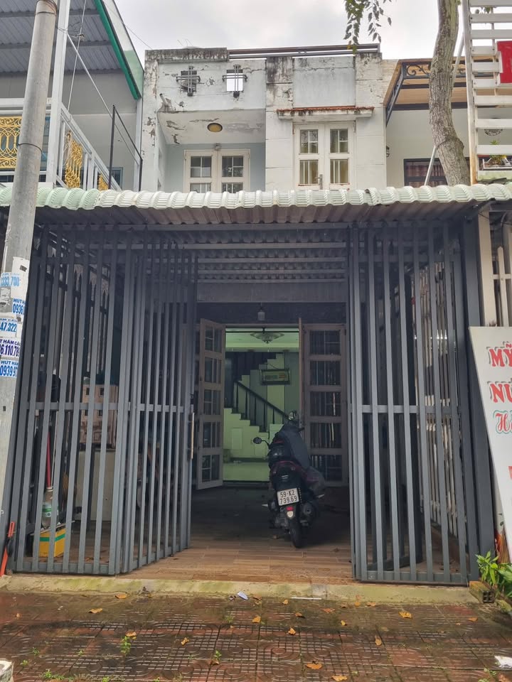 Nhà phố Cái Răng 80m² giá 3.5 tỷ - Khu dân cư an ninh, gần chợ và trường học!
