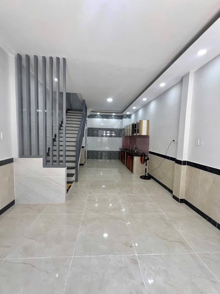 Nhà phố chính chủ 36m² tại Bình Hưng Hòa A, 3.8 tỷ - Hẻm xe hơi thông thoáng!