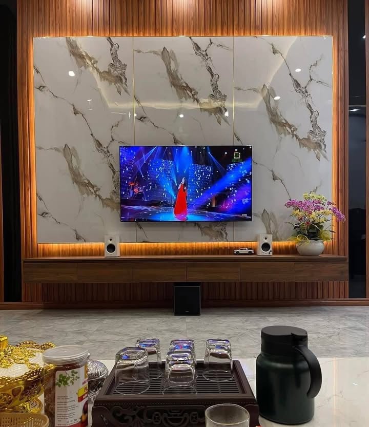 Nhà mới xây tại Đơn Dương 520m² giá 2 tỷ - Khu dân cư sầm uất!