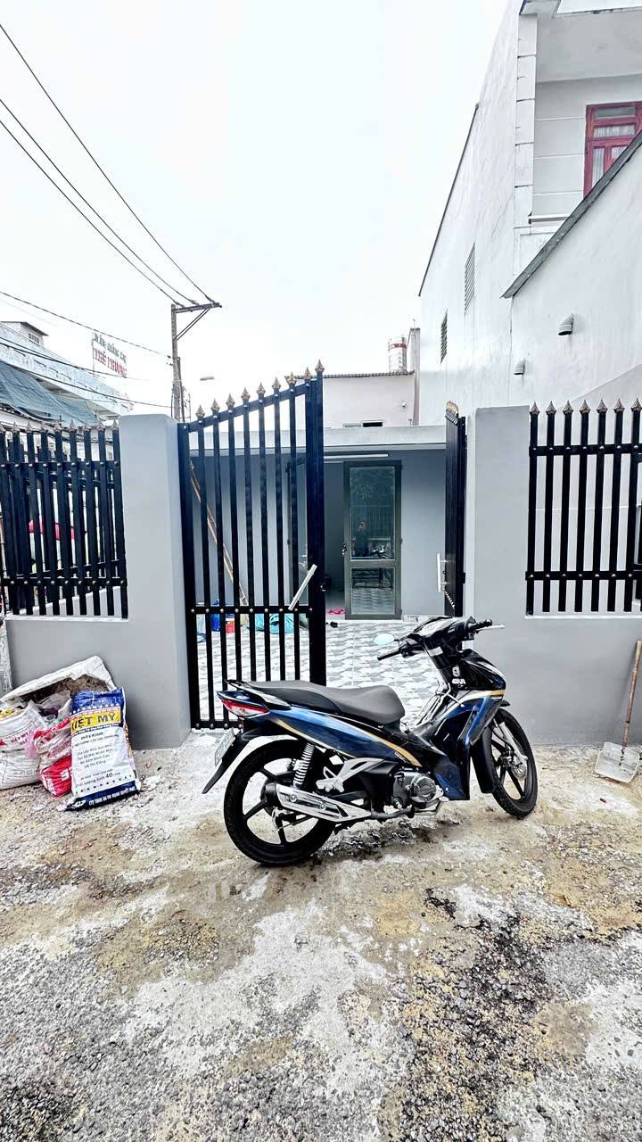 Nhà cho thuê Tân Kỳ Tân Quý Bình Tân 72m² giá 8 triệu - Nhà trống cuối tháng!