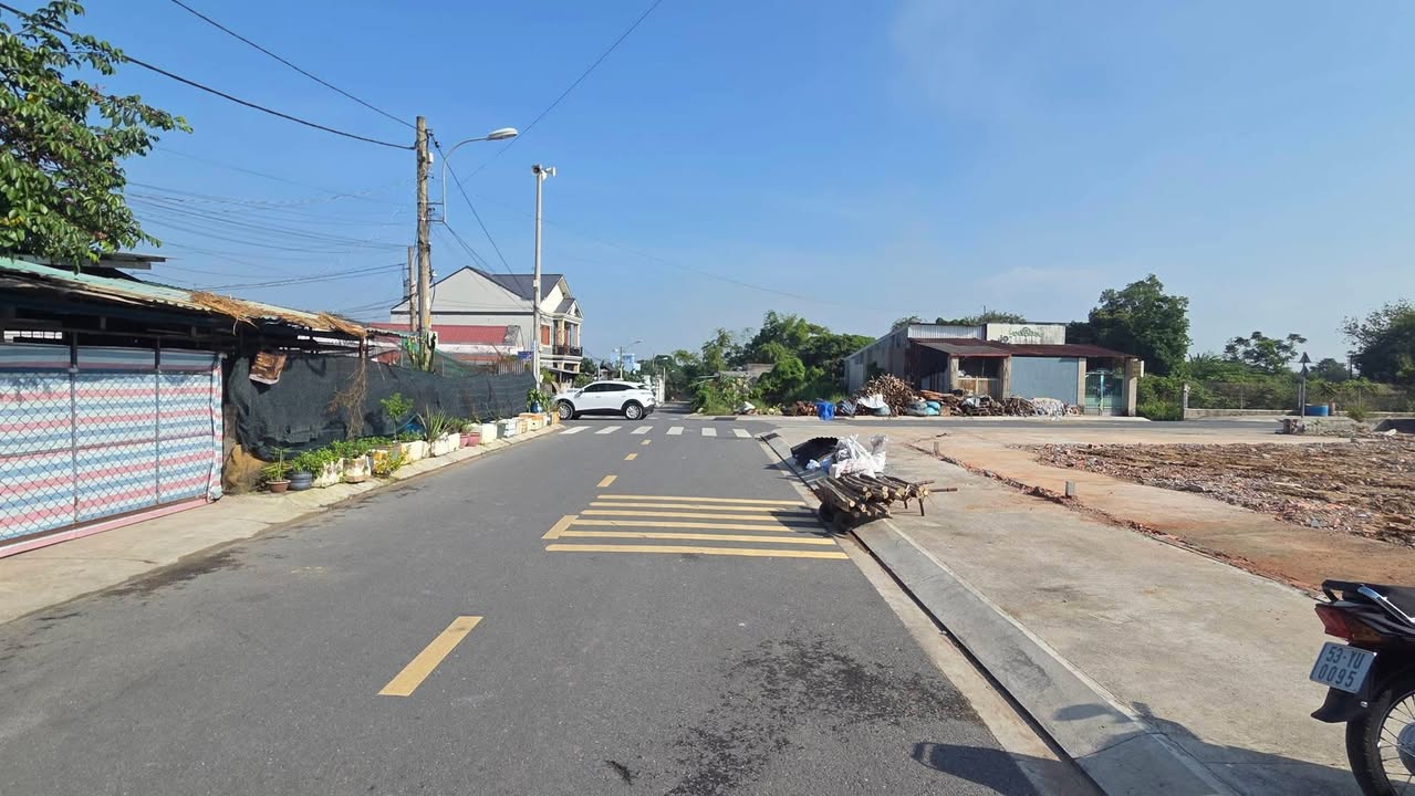 Đất nền mặt tiền đường Nhựa Tân Hiệp 110m² giá 3.5 tỷ - Sổ hồng riêng chính chủ!