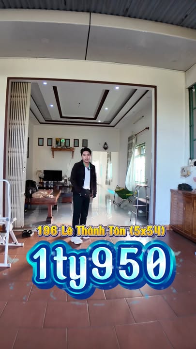 Nhà Hẻm 196 Lê Thánh Tôn, Pleiku 270m² giá 1.95 tỷ - Không thể bỏ lỡ!
