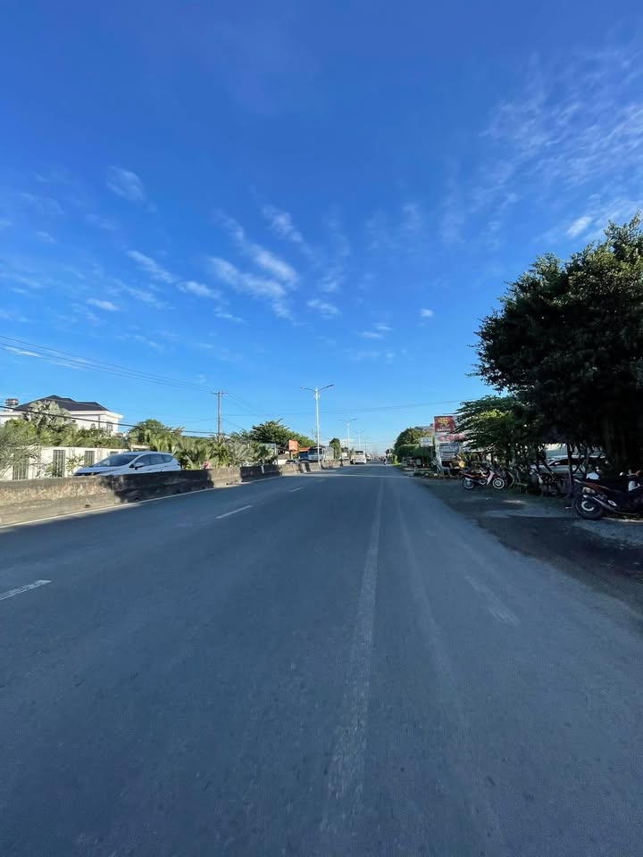 Đất mặt tiền Quốc lộ 1A, huyện Cái Bè, 11 công - Đầu tư sinh lời ngay!