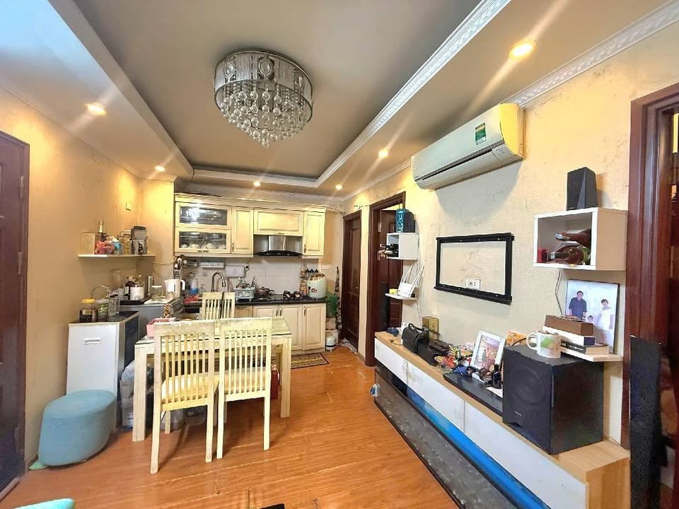 Căn hộ mini Ngọc Thụy 50m² giá 3.3 tỷ - Thiết kế sang trọng, đầy đủ nội thất!