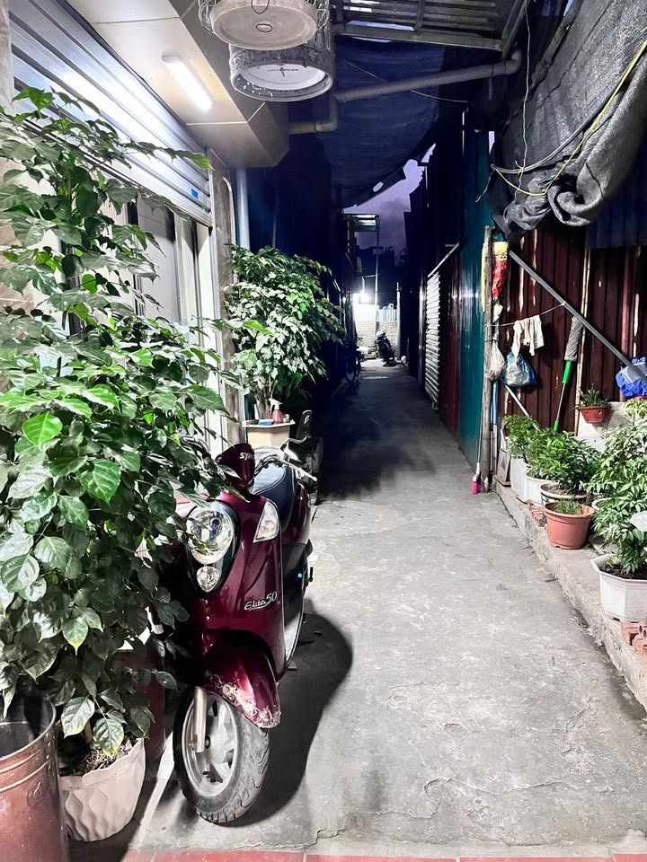 Nhà nguyên căn Vĩnh Hưng, Hoàng Mai giá 4.5 triệu - Tiện nghi đầy đủ