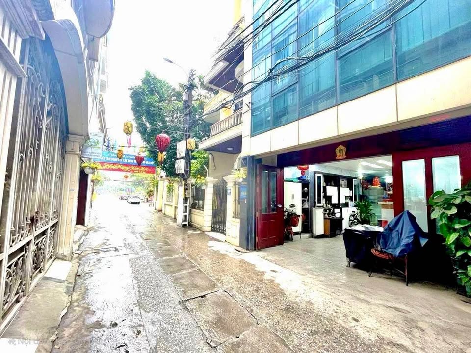 Bán tòa văn phòng 7 tầng Nguyễn Khang 86m² giá 41 tỷ - Vị trí đắc địa quận Cầu Giấy!