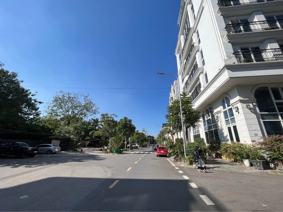 Nhà riêng Tái định cư Ngọc Thụy 45m² giá 16 tỷ - Vị trí đắc địa, tiện ích đầy đủ!